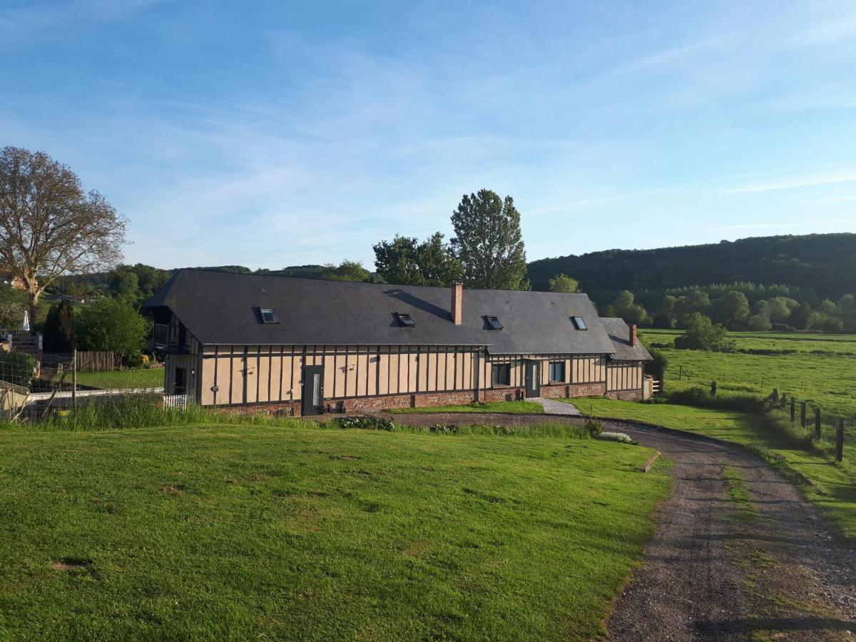 Bed & Breakfast La Longere Des Nuits De Varenne