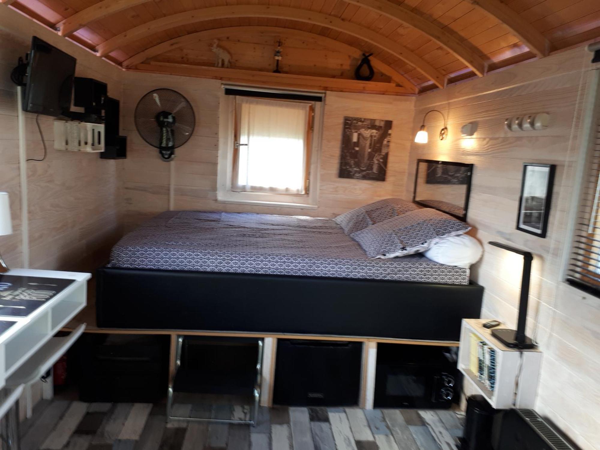 La Longere Des Nuits De Varenne Bed & Breakfast 3*